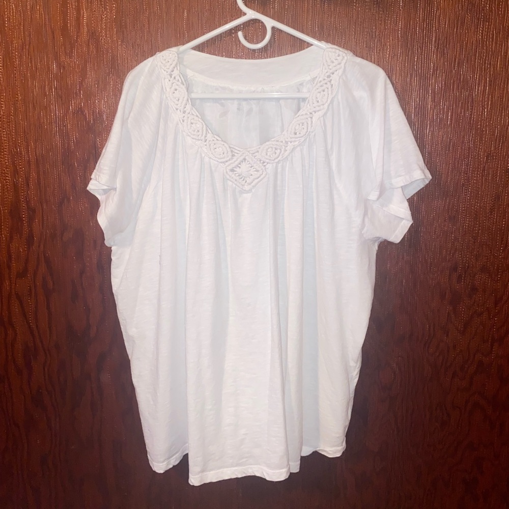 White dress shirt